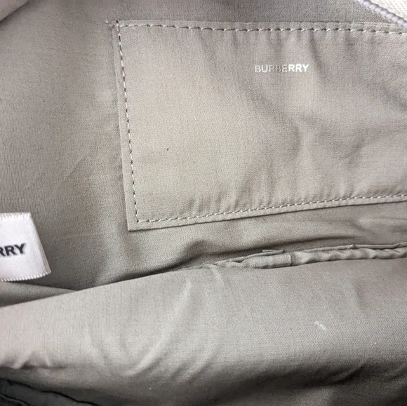 Burberry - Picture 7 of 10